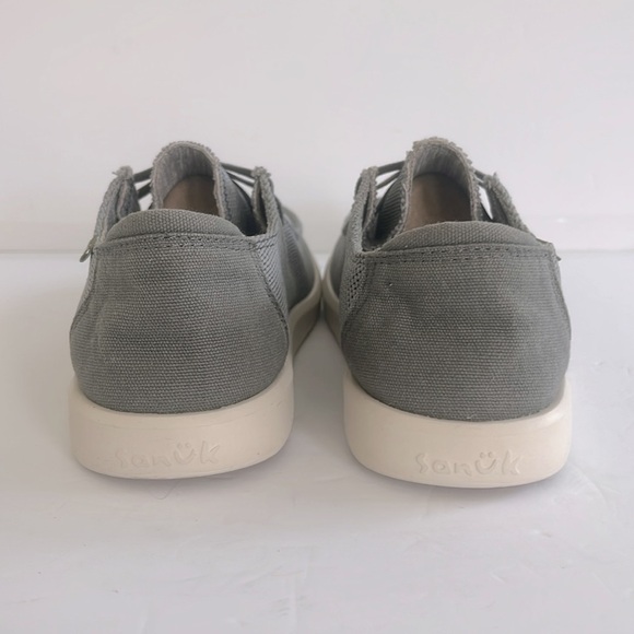 SANUK Grey Loafers with Breathable Mesh Shaka Lite Slip On Summer Shoes Size 9 - Picture 7 of 8